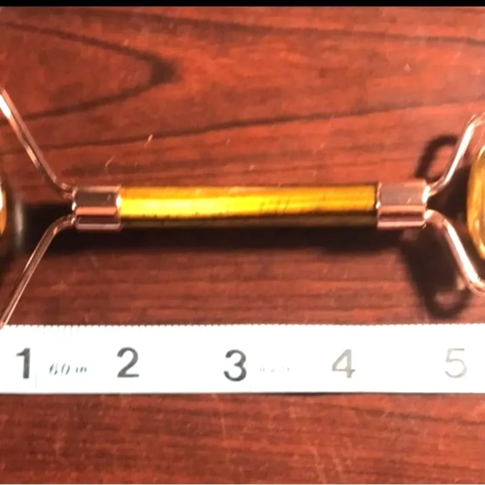 Genuine Tiger Eye Face Roller